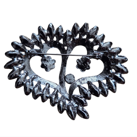 Vintage Large Elegant Multicolor Brooch Giving Sarah Coventry Vibes - Picture 2 of 4